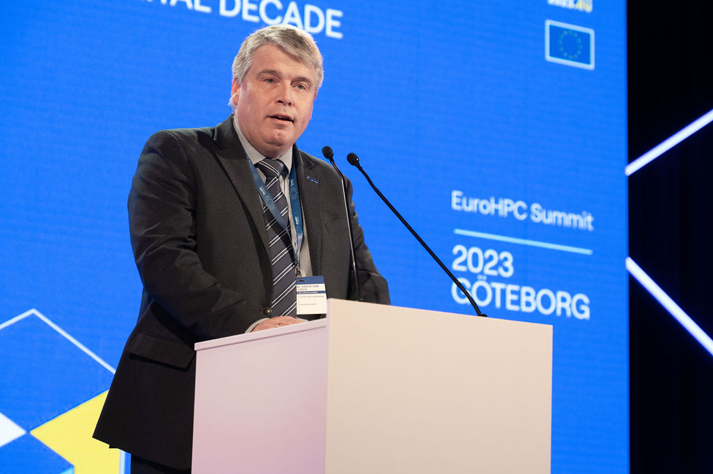 Anders Jensen, Executive Director of the EuroHPC JU, on stage at the EuroHPC Summit 2023